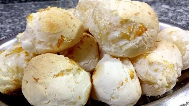 PÃO DE QUEIJO 3 INGREDIENTES ECONÔMICO SEM LEITE SEM OVO SEM OLEO