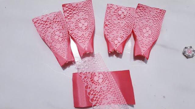 Flor Fácil com Renda e Gorgurão