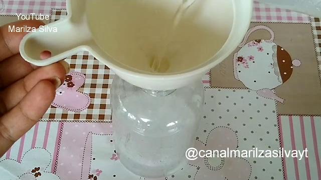 Misturinha Mágica que Limpa Sofá e Tapete