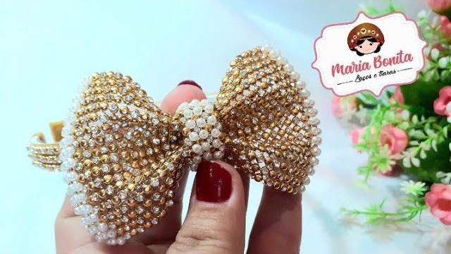 Tiara Luxuosa em strass –  Muito Linda