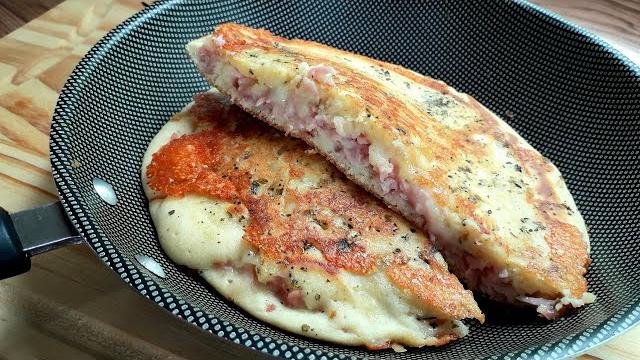Lanche de Frigideira com Presunto e Mussarela