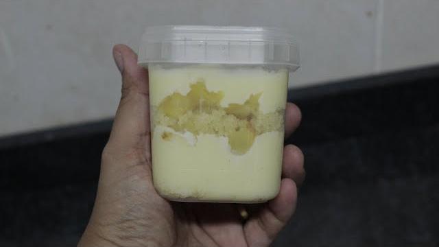 Bolo no Pote  de Creme 5 leites com Abacaxi