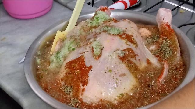 Como Temperar um Frango para assar – Tempero Caseiro