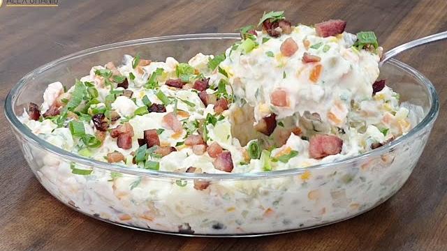 Uma Deliciosa Salada de Batata com Bacon