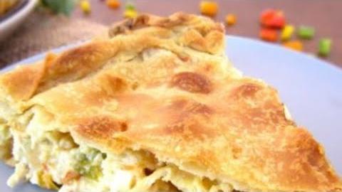Torta de Frango com Requeijão –  Você Nunca Comeu nada Igual
