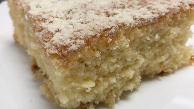 Bolo de Coco com Leite Fervendo – Super Molhadinho