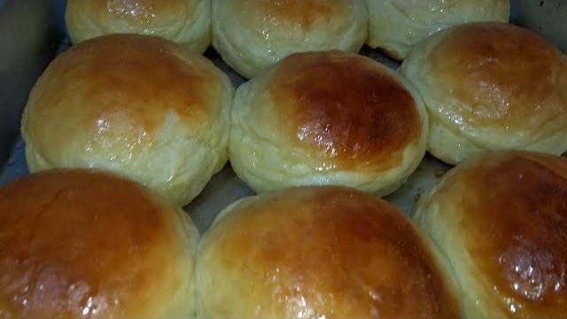 Como Fazer Pãozinho de Leite Condensado super Fofinho