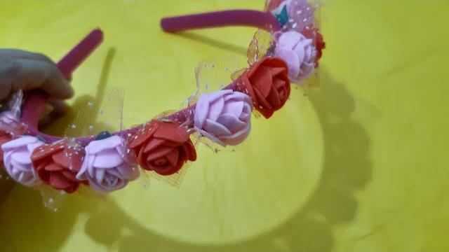 Tiara com Florzinha de E.V.A