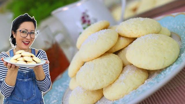 Biscoitinhos de Coco que Derrete na Boca Perfeitos Para o Café da Tarde