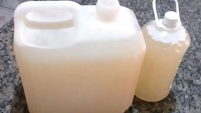 Detergente Econômico com Pouco Óleo