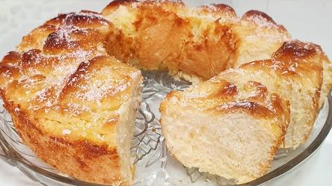 Rosca doce de Coco Com a Massa de Fatias Húngaras