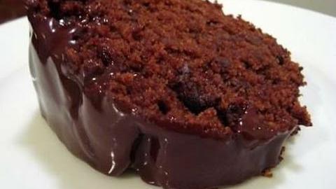 Bolo de Chocolate Nega Maluca sem Leite e sem Margarina