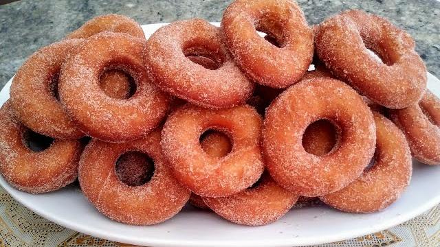 ROSQUINHAS FRITAS – ÓTIMA OPÇÃO PARA O CAFÉ DA MANHÃ
