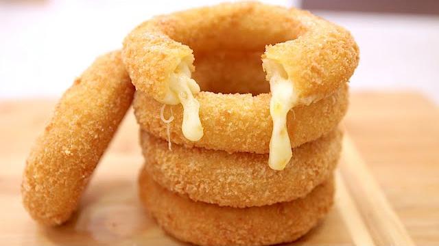 Cebola Empanada Recheada Com Queijo