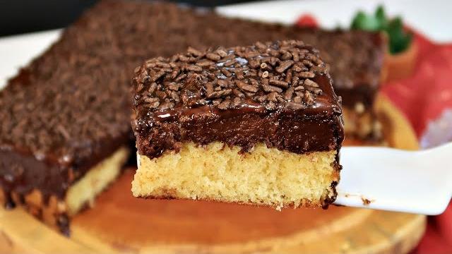 Bolo Bomba De Chocolate – Já Sai Recheado Do Forno