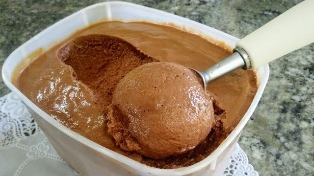 Sorvete De Chocolate Caseiro Cremoso