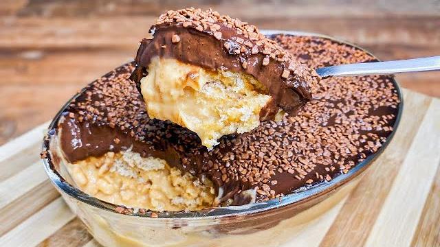 SOBREMESA GELADA DE COCO SUPER FÁCIL – SEM CHOCOLATE EM BARRA E GELATINA