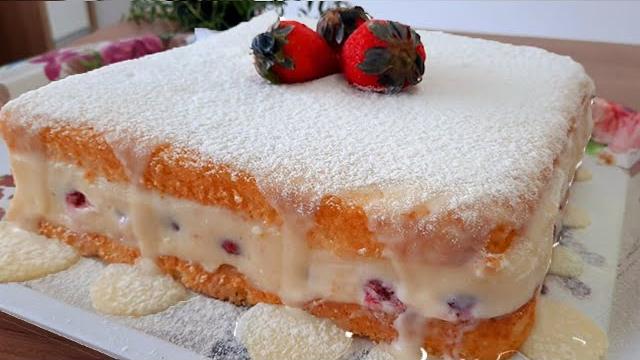 Bolo De Leite Ninho Com Morangos