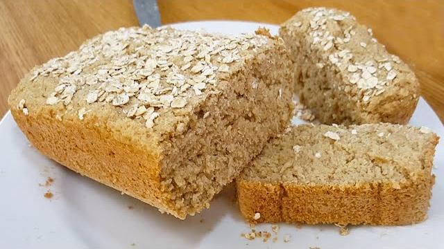 Pão Fofinho Sem Trigo Com Poucos Ingredientes