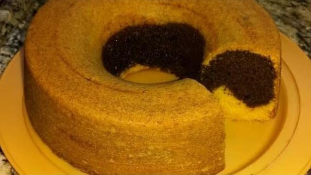 Bolo De Cenoura Mesclado Com Chocolate