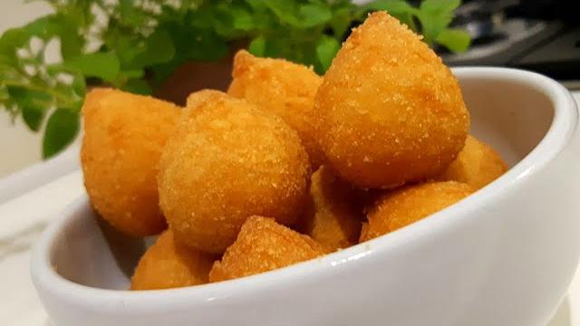 COXINHA DE FRANGO – MASSA PARA SALGADOS FRITOS PASSO A PASSO