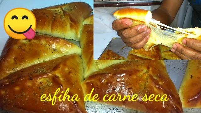 Esfirra De Carne Seca Com Queijo