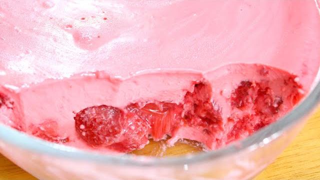Gelado De Morango Super Cremoso