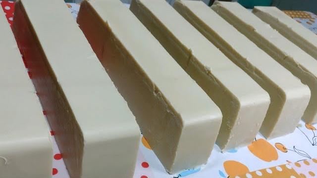 Como Fazer Sabão Glicerinado Com Óleo Usado de Cozinha e Folha de Goiabeira