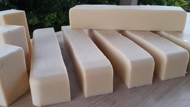 Sabão de Bicarbonato Com Óleo e Gordura Pronto em 15 Minutos