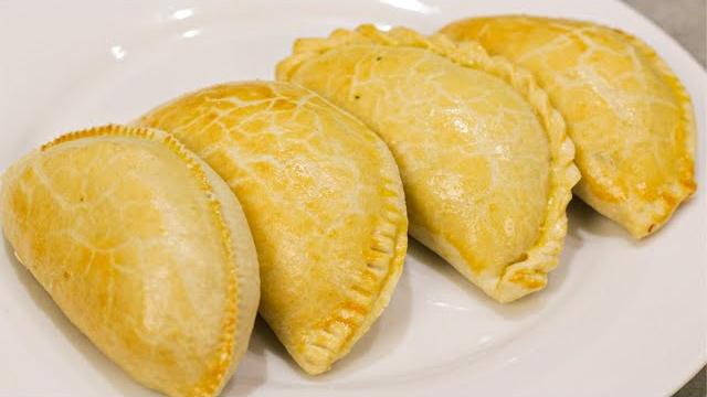 Pastel de Forno Econômico – Massa Crocante