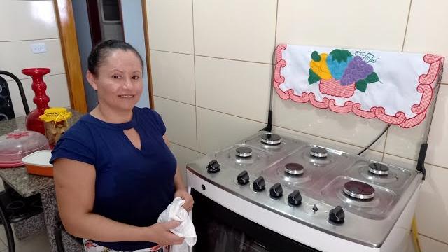 Veja Como Deixar Seu Fogão Limpo e Sem Arranhões