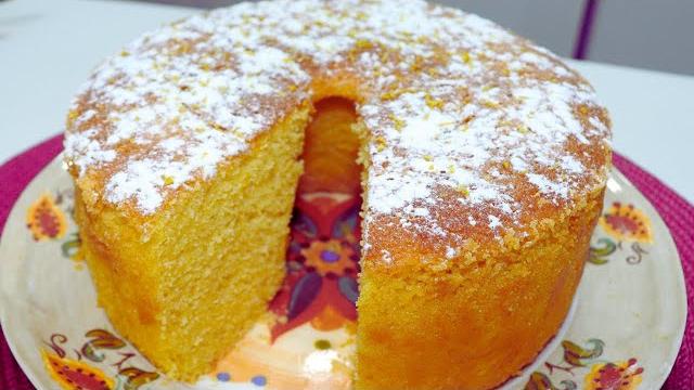 Lindo Bolo de Fubá com Laranja