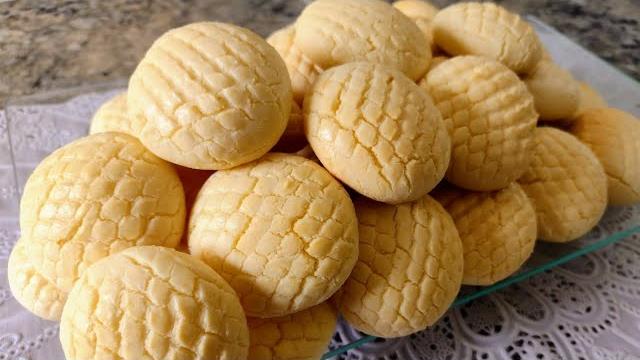 Biscoitinhos Caseiro de Leite Ninho – Derrete na Boca