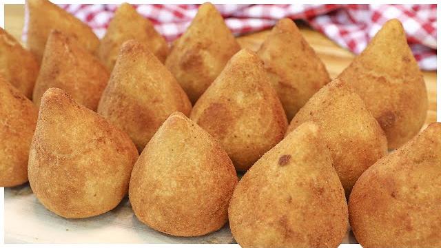 Coxinha de Frango Com Massa de Batata Super Cremosa