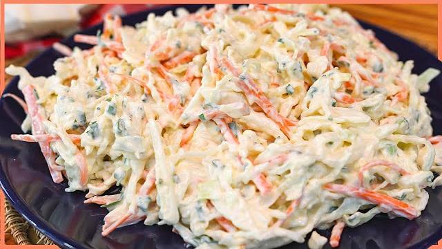 Transforme sua salada de repolho em uma refeição incrível