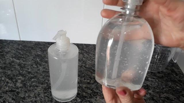 Como Fazer Álcool em Gel Caseiro Semelhante o de Mercado e Não pague Um Absurdo Por Isso