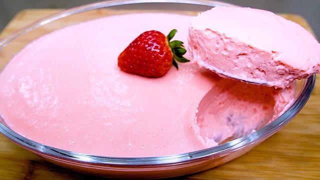 Mousse de Morango Mais Fácil do Mundo