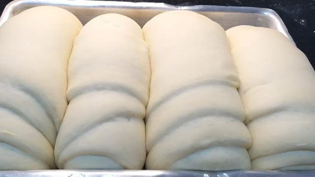 Pão Caseiro Simples e Fácil Com Apenas 1 Quilo de Trigo