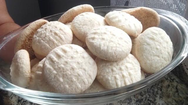 Bolachinhas de Polvilho Doce: Delícia que Derrete na Boca
