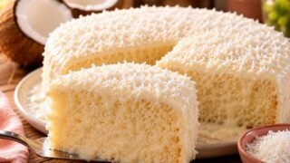 Bolo Gelado de Coco